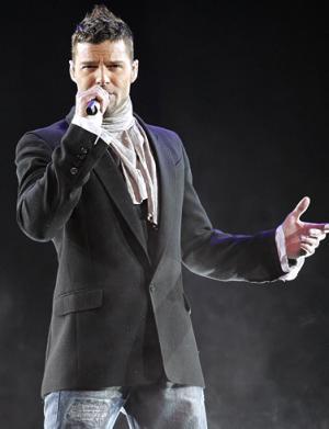 Vertical Ricky Martin